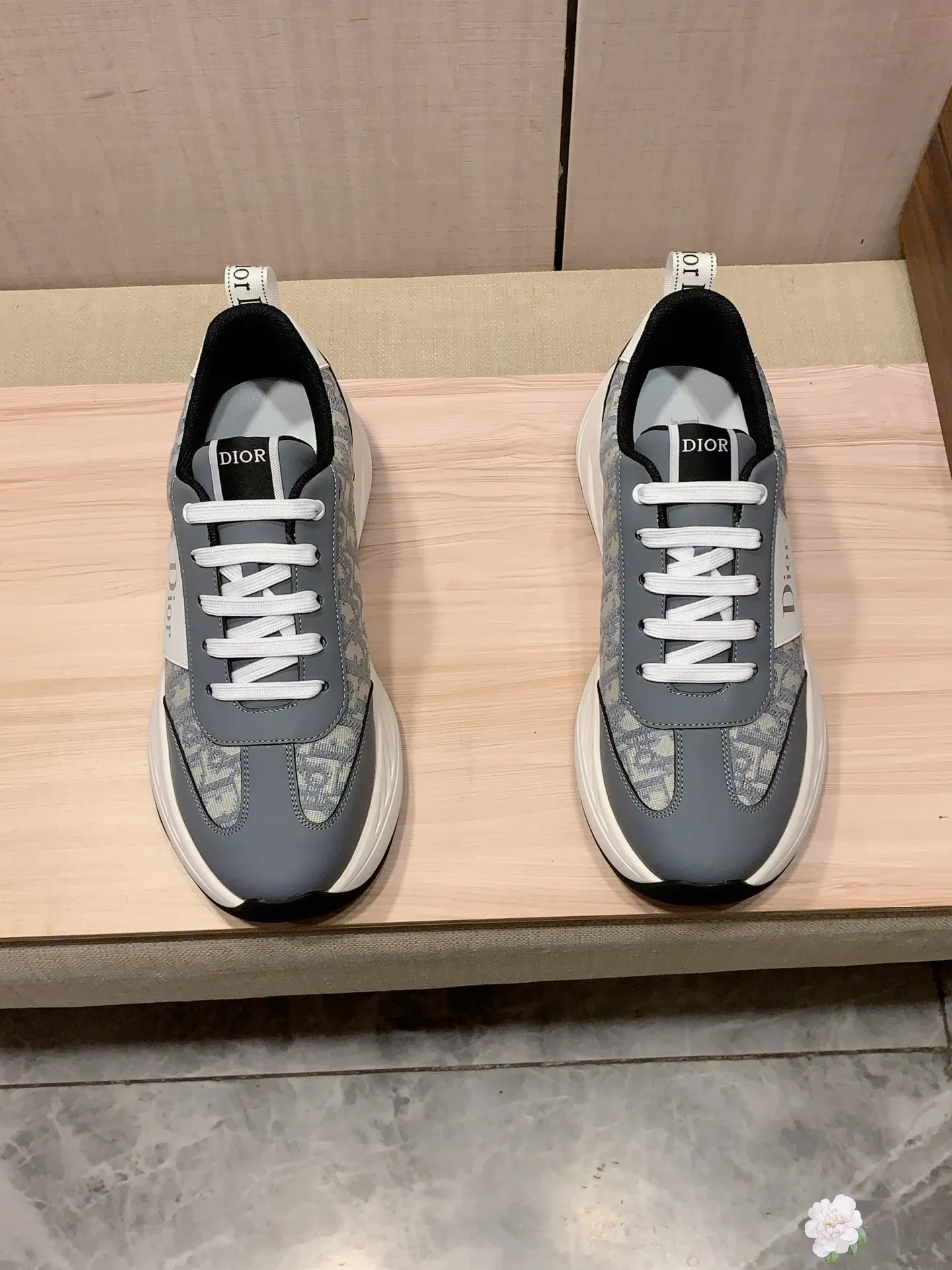 Men's Men's Shoes💰460💰💰🎩🎩[Lightning][Lightning] "Dior DIOR*" The latest and most popular casual shoes, top brand [seduce] luxury~purchase, top~quality. [Strong] The upper is made of imported breathable cowhide with material ➕ breathable sheepskin feet (•) and fine workmanship. The original stylish and stylish soft rubber wear-resistant and non-slip outsole is light and comfortable on the feet. The real thing looks better when photographed. 305: code: 38-44, 2️⃣ colors selected